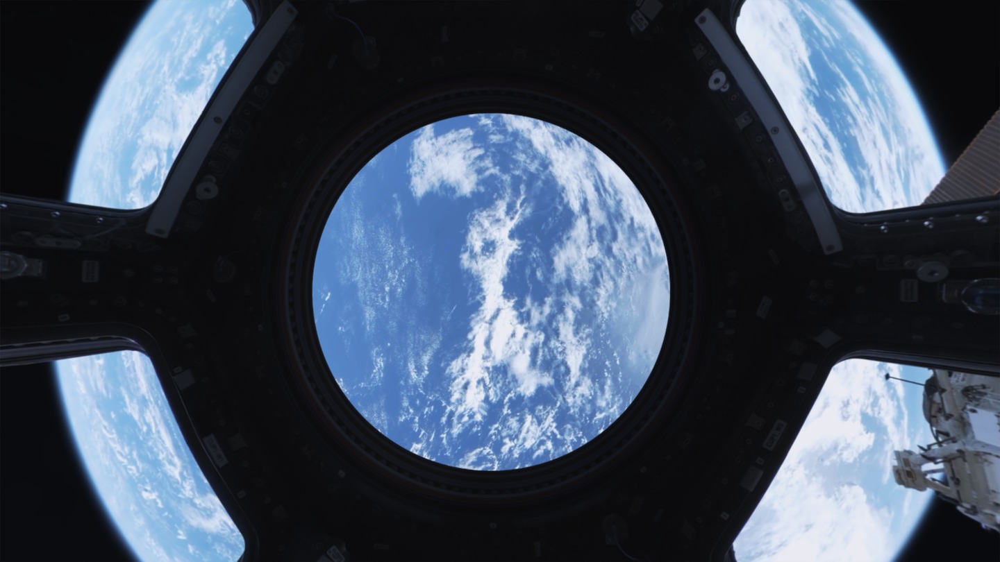 Space Explorers Screenshot 0